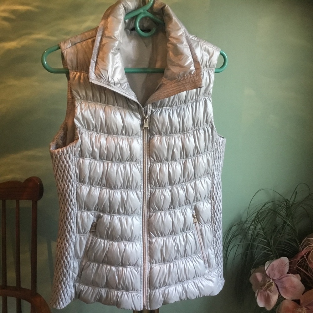 Calvin Klein Premium Down Puffer Vest - Size L - NWOT
